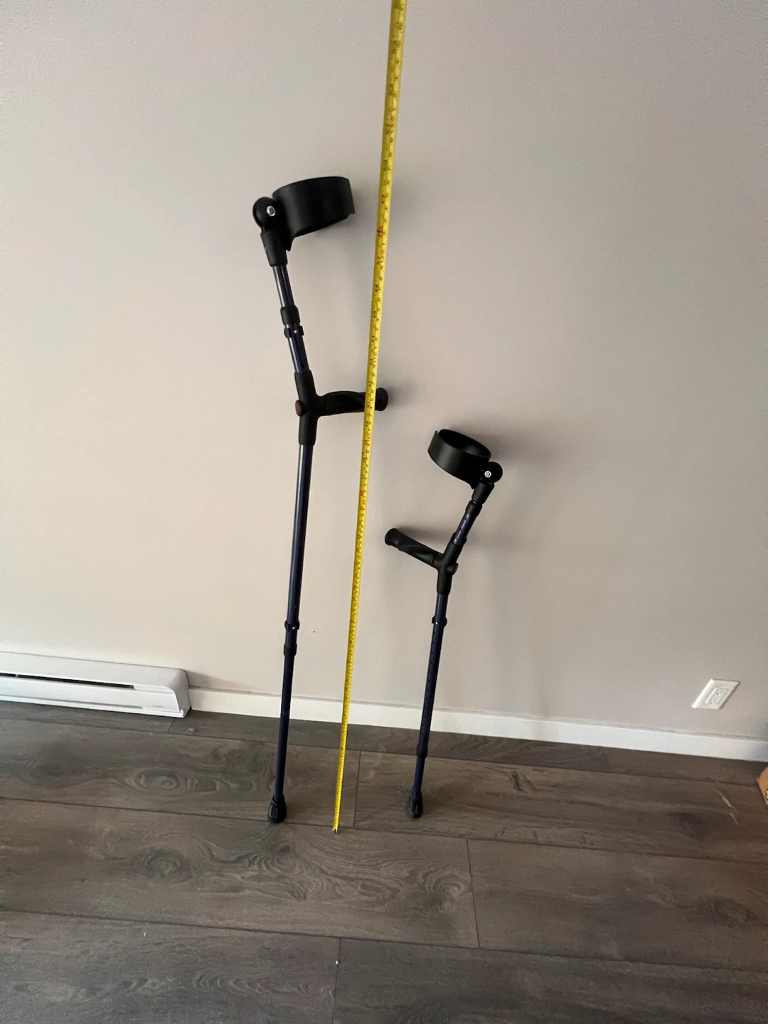 Adjustable Crutches Set - photo 3