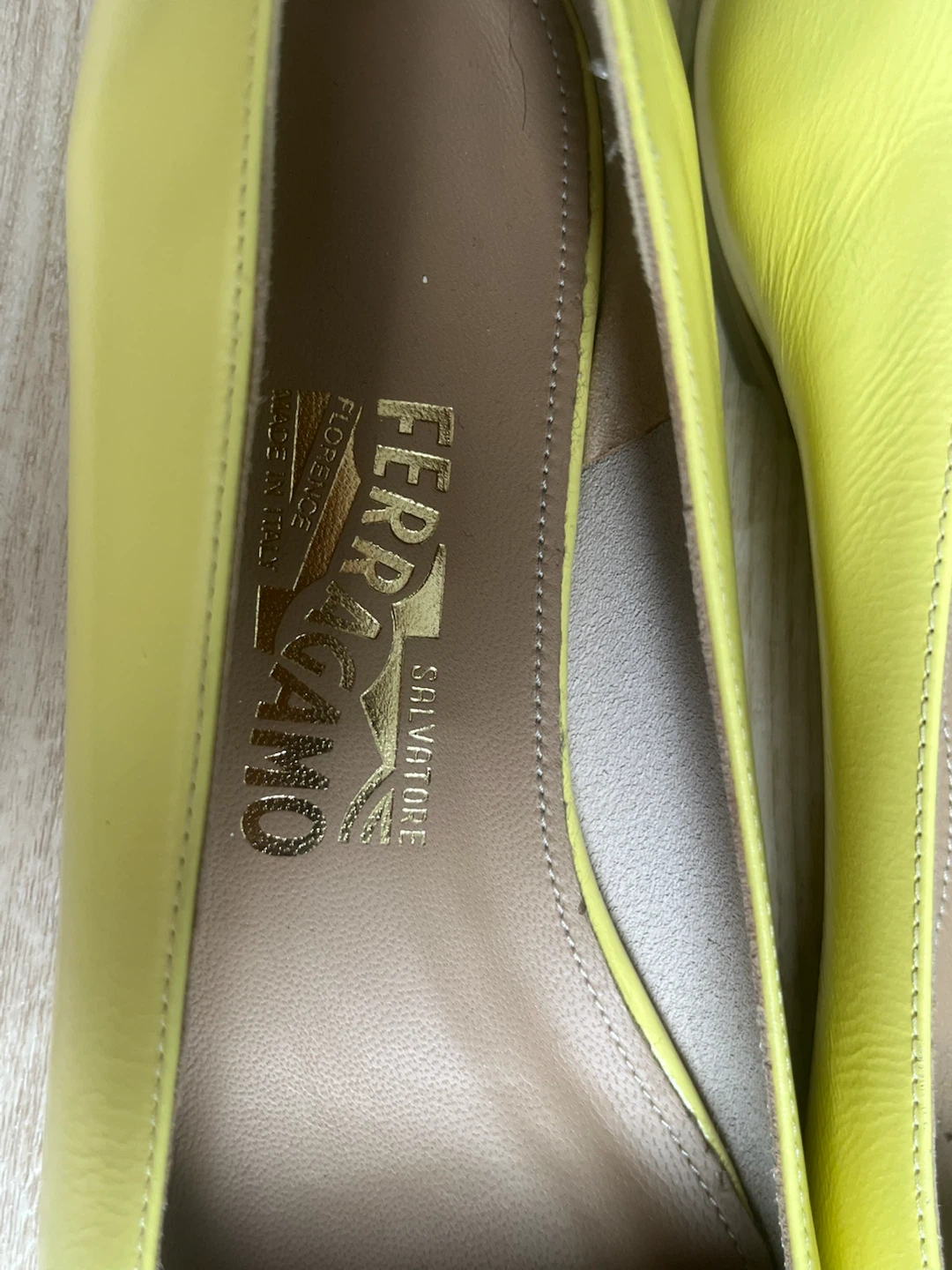 Salvatore Ferragamo Women's Yellow Ballet Flats Size 9 - photo 3