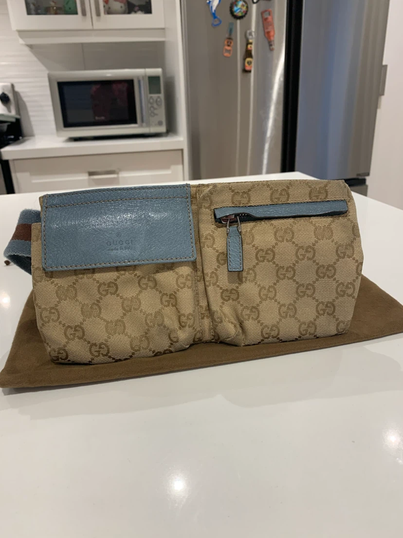 💙 Authentic Gucci Monogram Belt Bag with Blue Leather Accents 💙 - photo 2