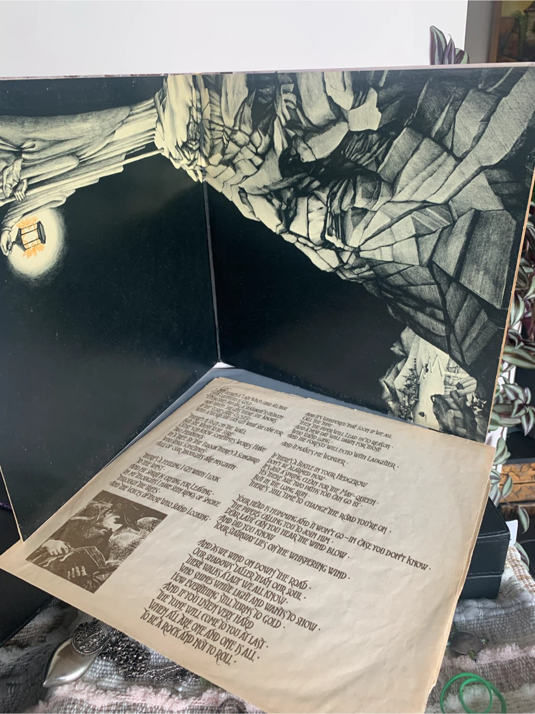 Led Zeppelin IV 12" Vinyl Record - photo 2