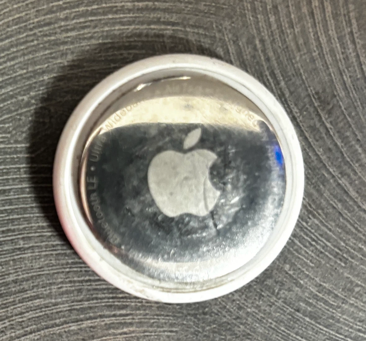 Apple AirTag 1 - photo 2