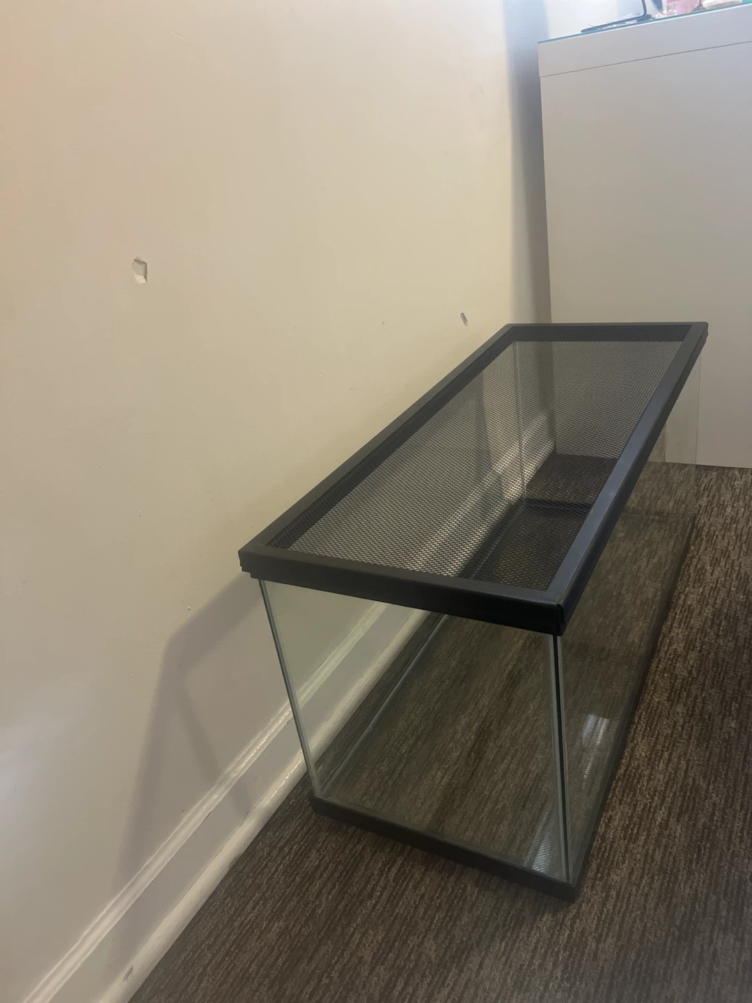 Glass Terrarium Tank with Mesh Lid - photo 3