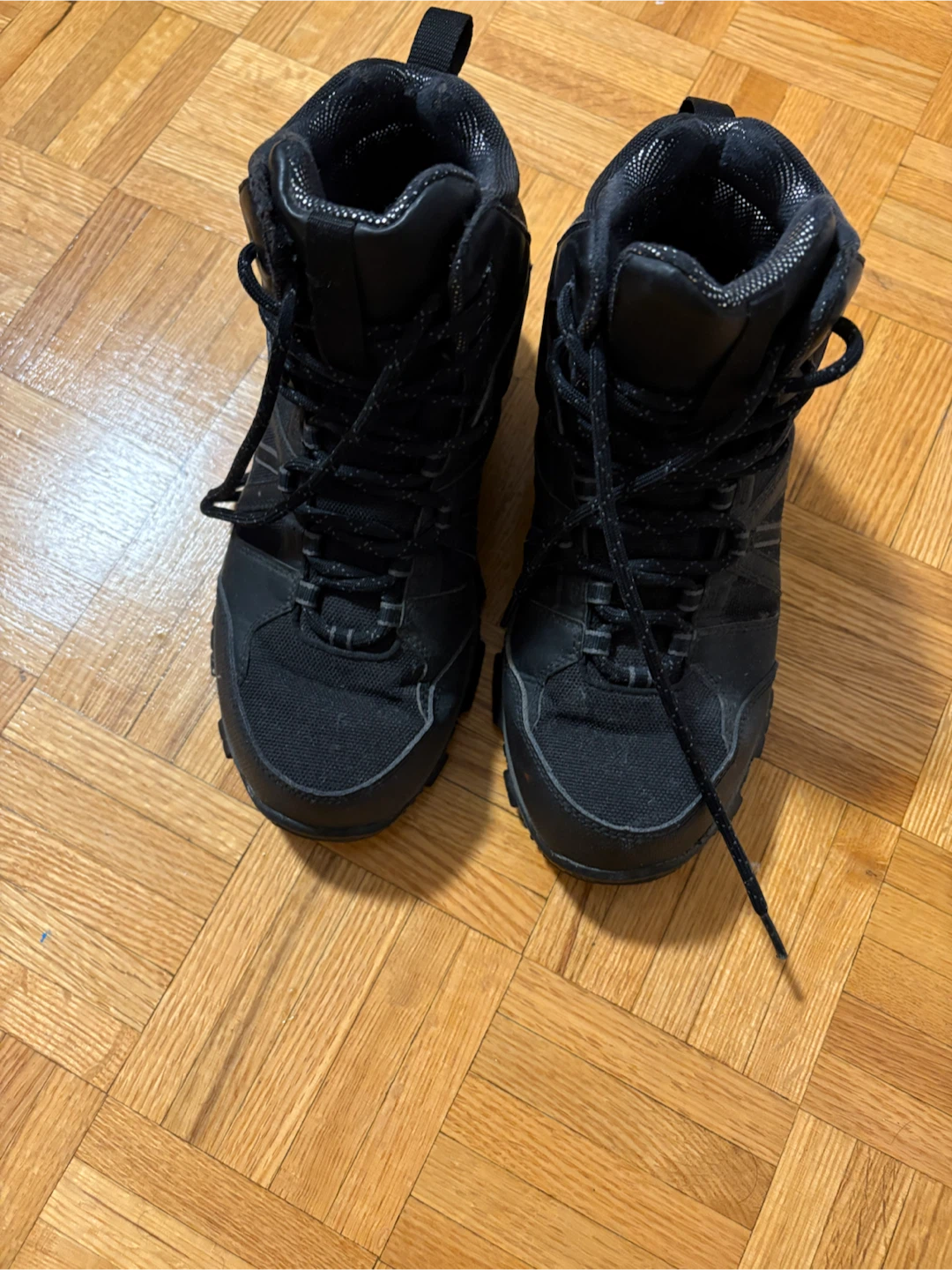 Columbia Men's Waterproof winter Boots size 8