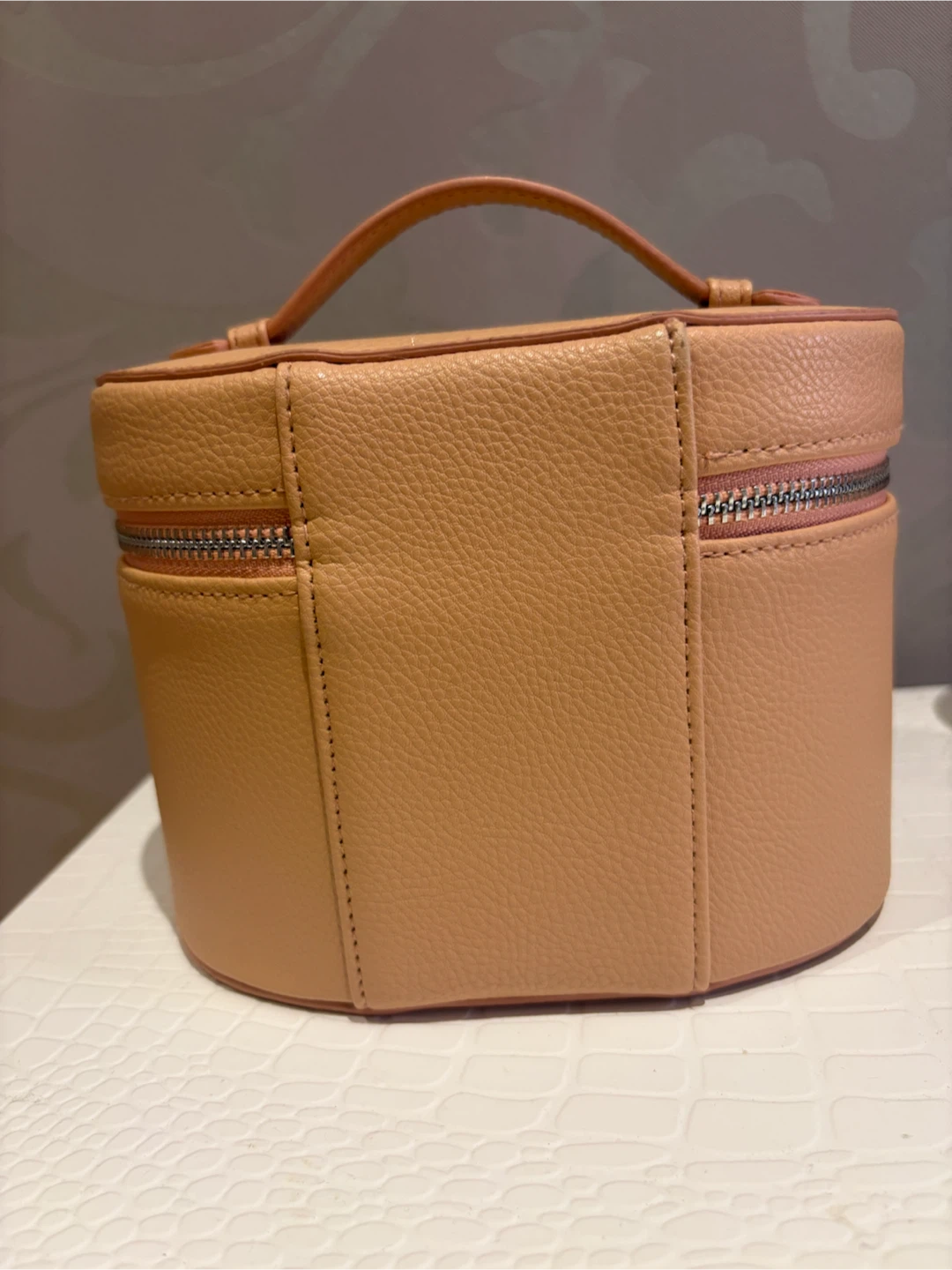 Saie Mini Vanity Case – Limited Edition Peach - photo 4