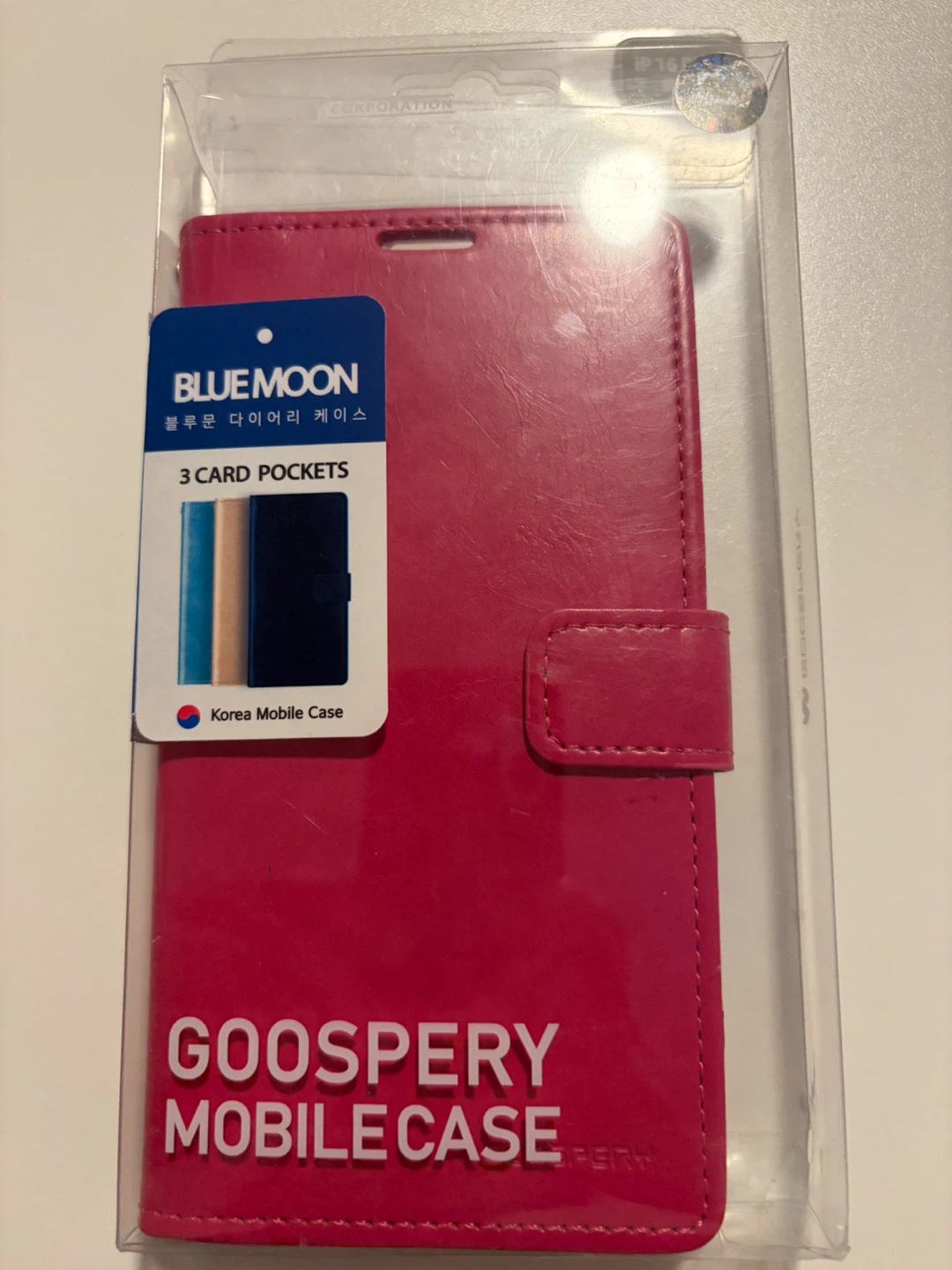 iphone 16 plus case, like new