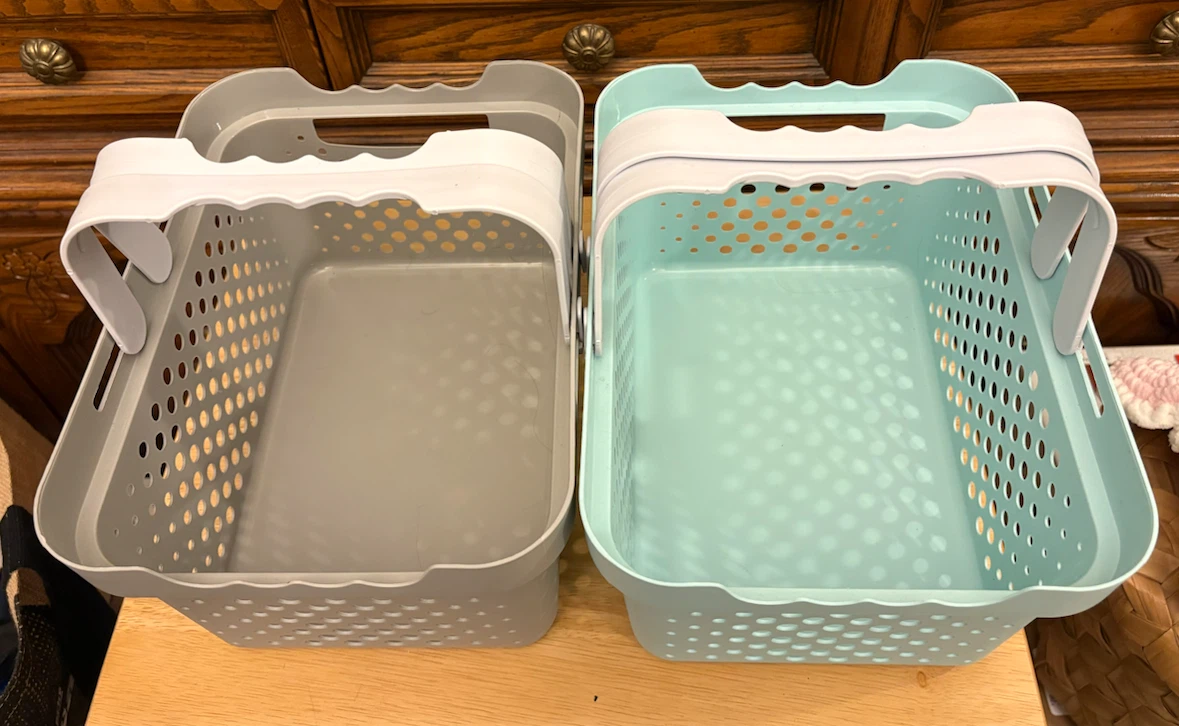 ✨✨Set of 2 Plastic Storage Baskets with Collapsible Handles - photo 2
