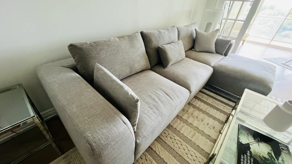Modern Sectional Sofa - photo 2