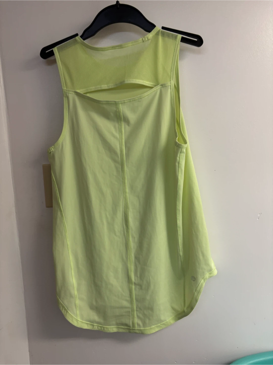 Lululemon Tank Top - Neon Yellow - photo 3