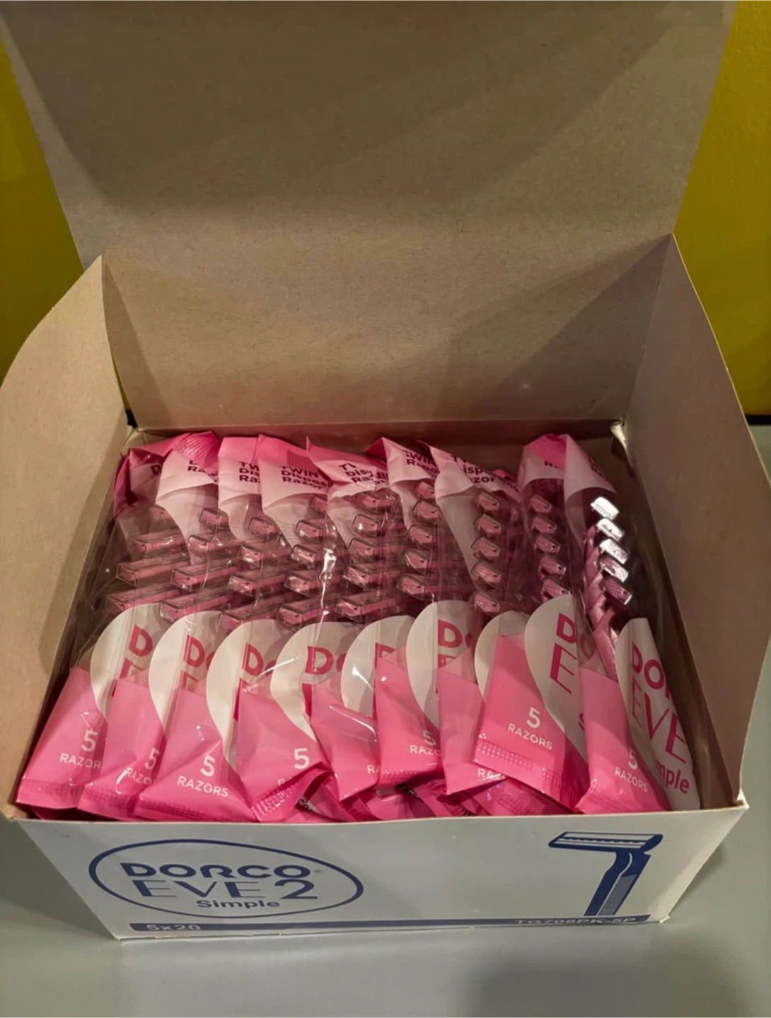 Dorco EVE 2 Simple Disposable Razors - 5 Pack - photo 2