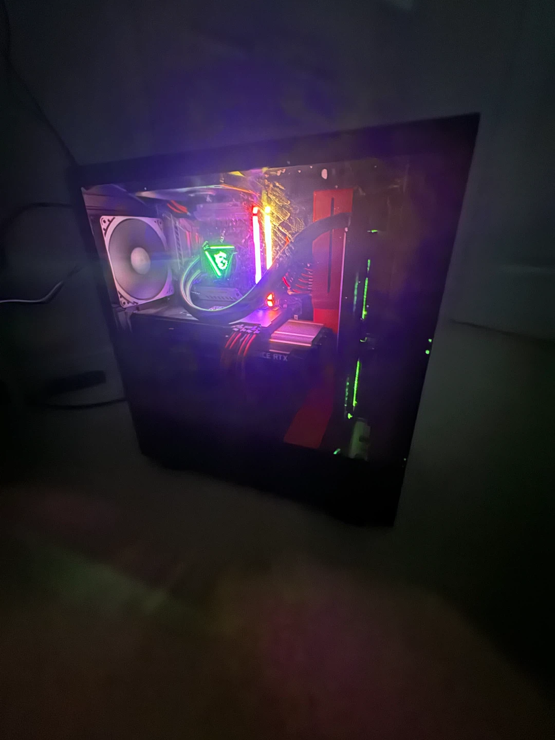 MSI Gaming PC – i7-10700F / RTX 3070 / 32GB RGB / 1TB M.2 - photo 4