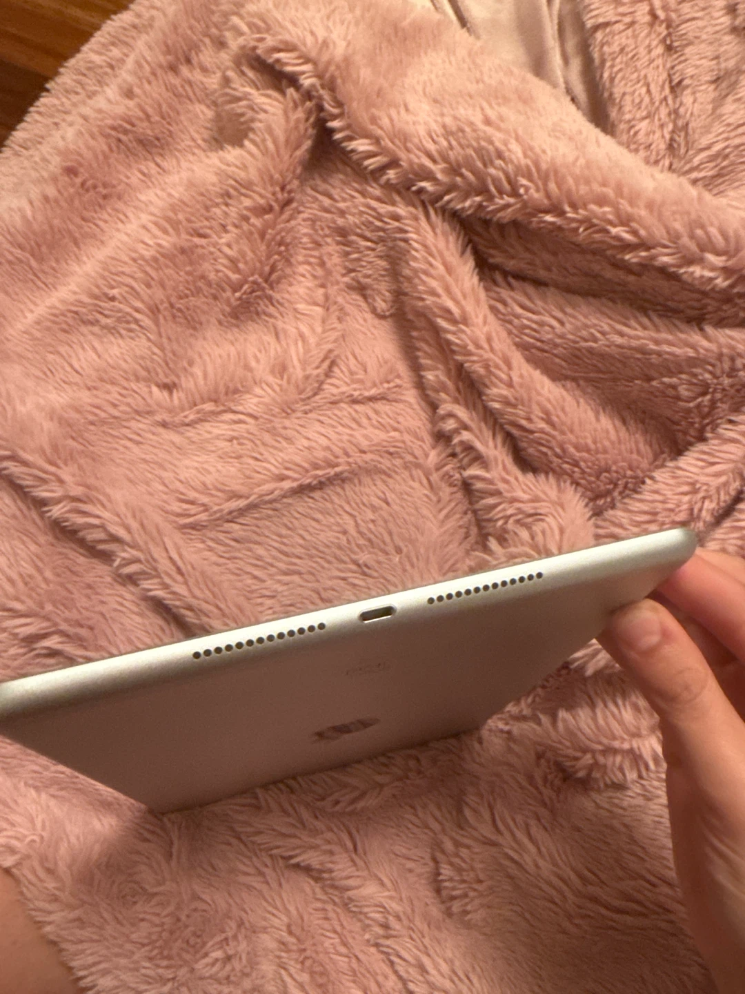Apple iPad 9th generation - photo 3