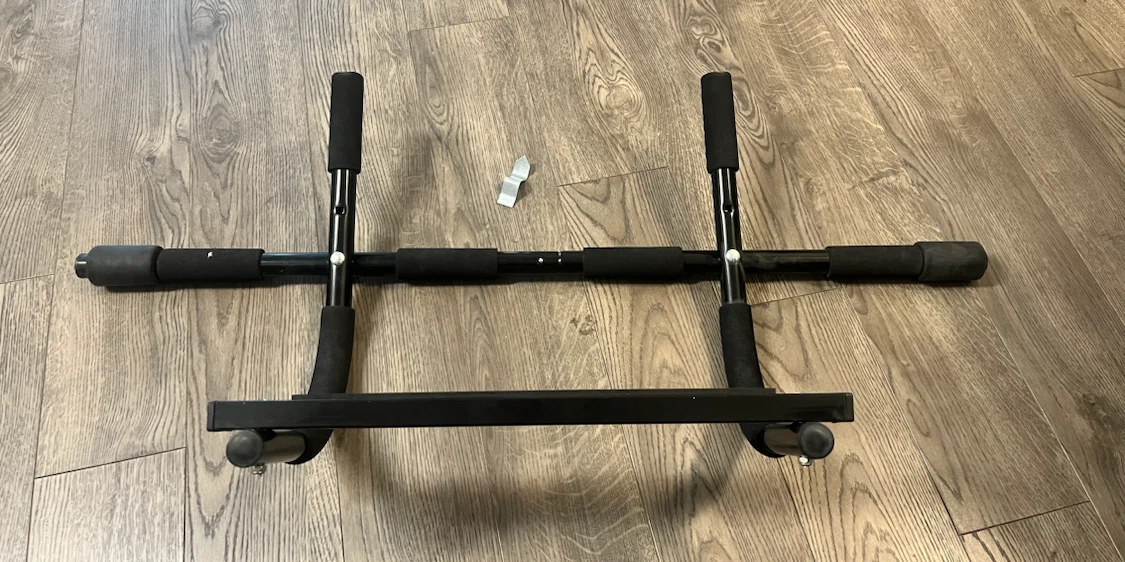 Doorway Gym Pull-Up & Chin-Up Bar