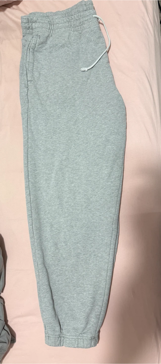 Levi's Gold Tab Grey Sweatpants and Hoodie Set - photo 4