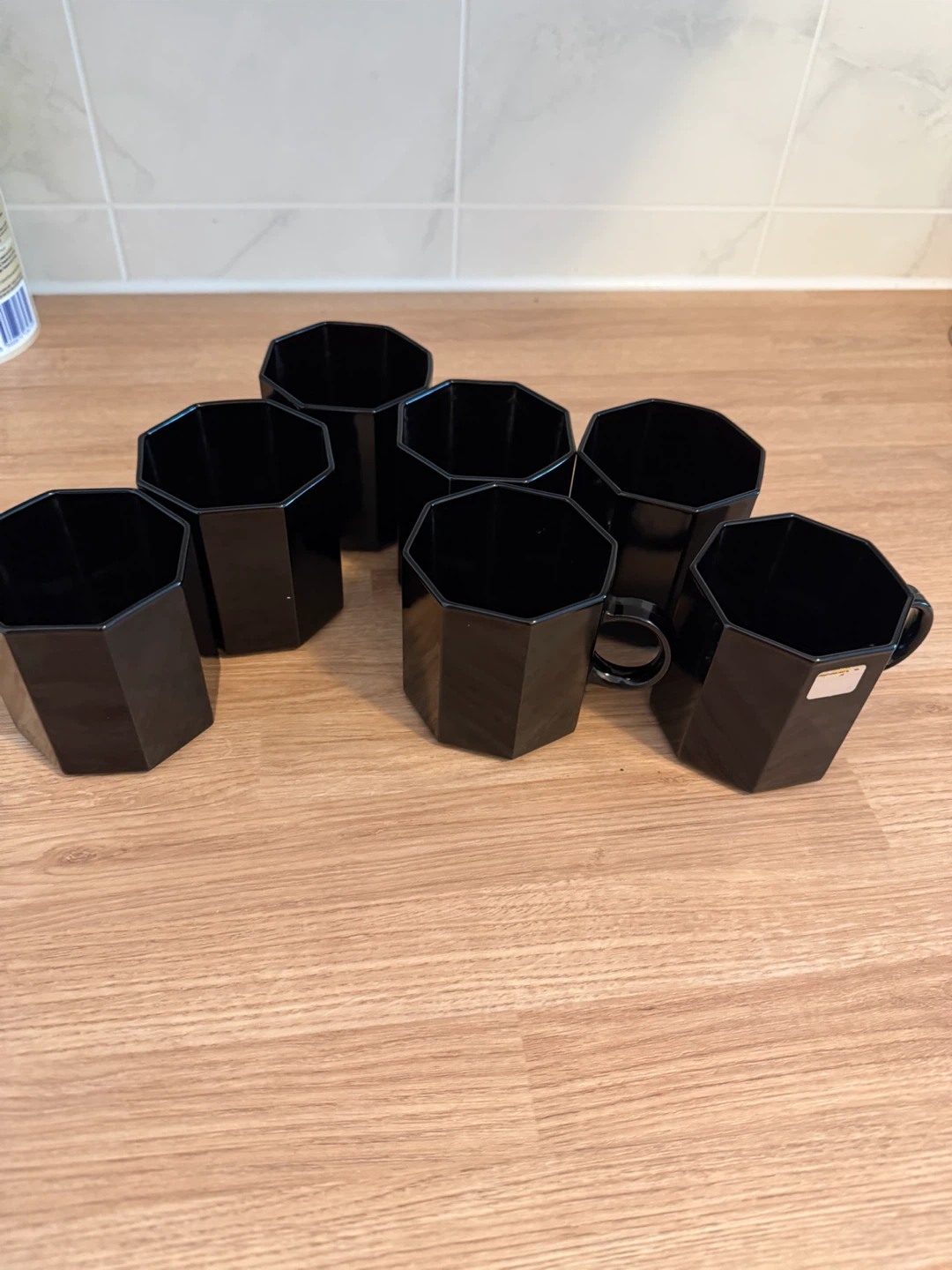 Set of 7 Black Octagonal Mugs - photo 2