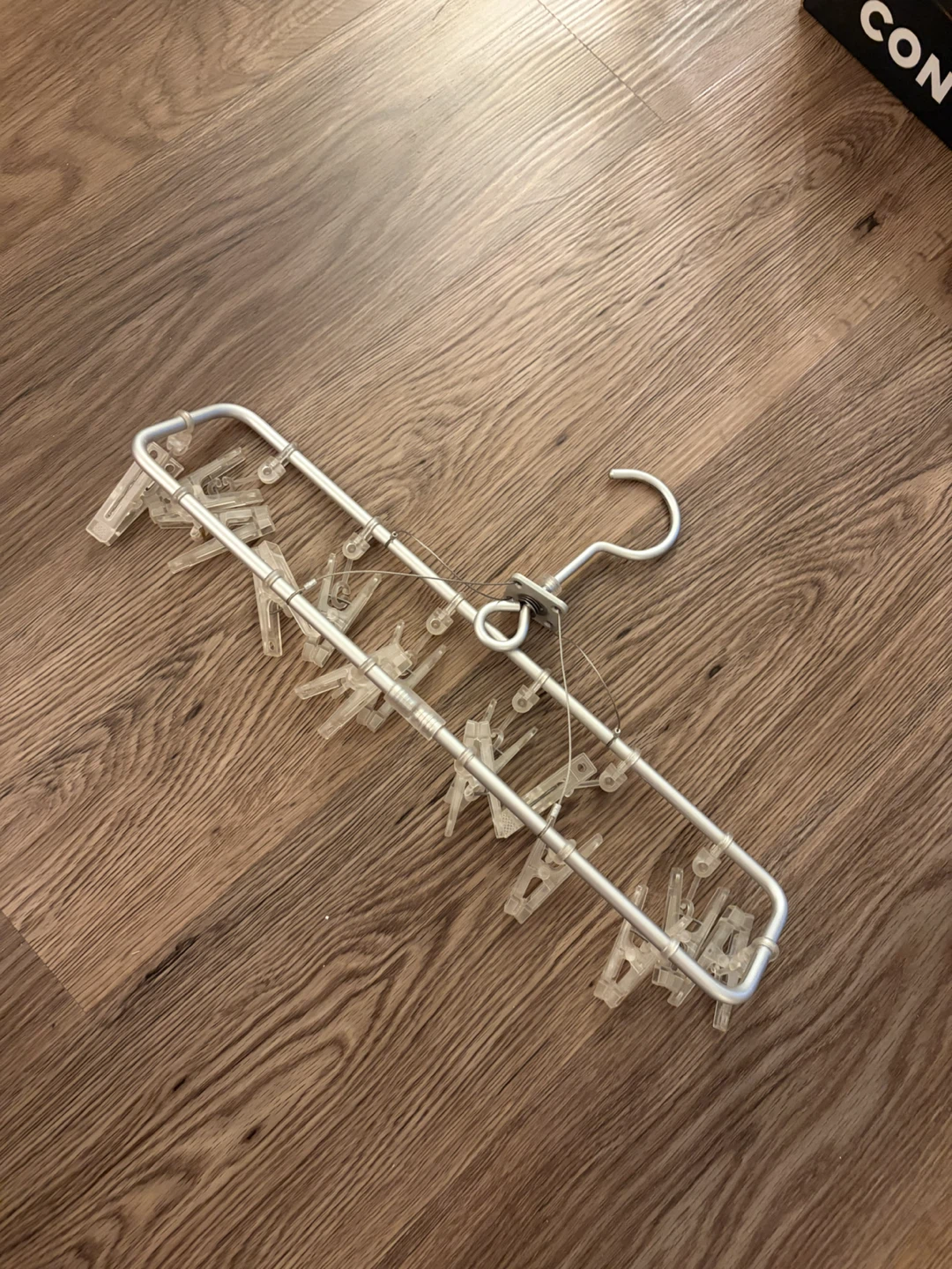 MUJI Multi-clip hanger