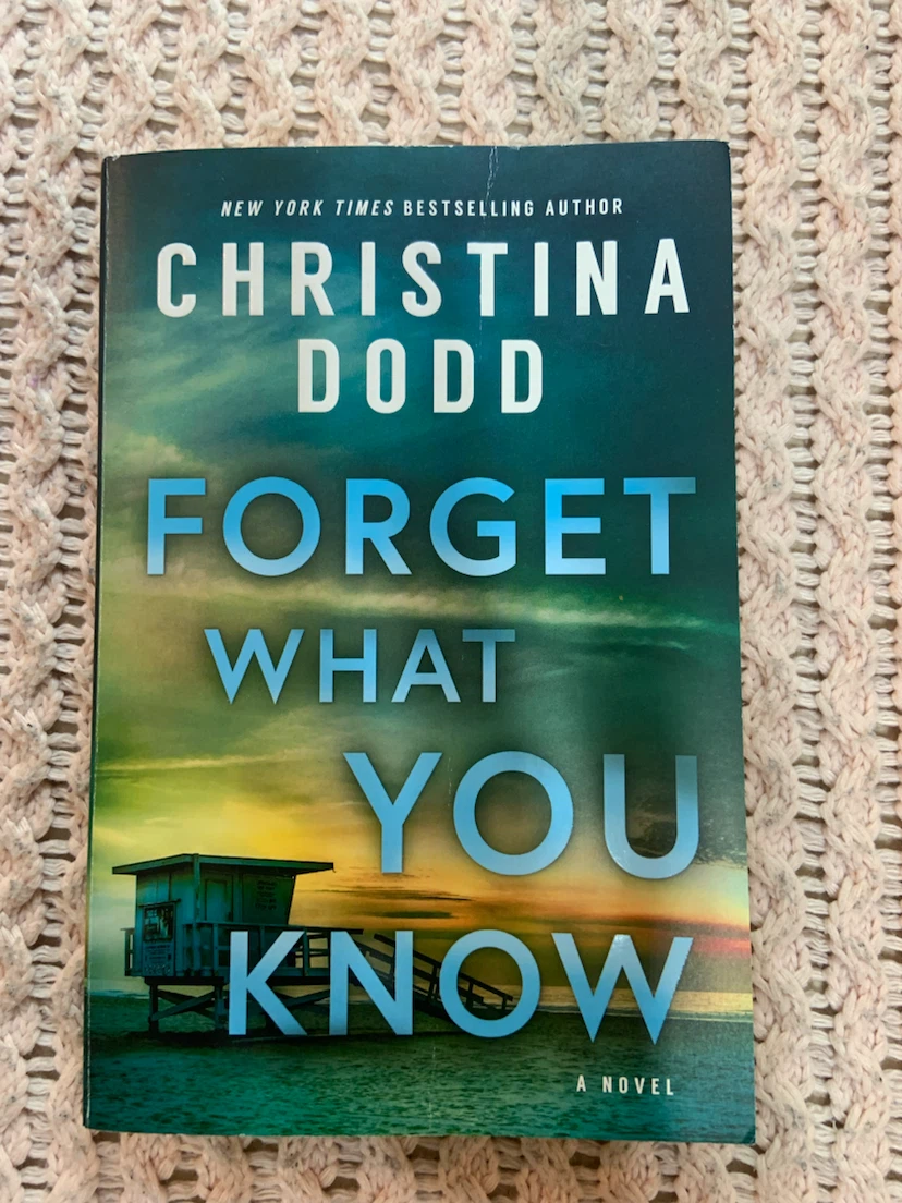 Forget What You Know by Christina Dodd - Paperback Novel - photo 2