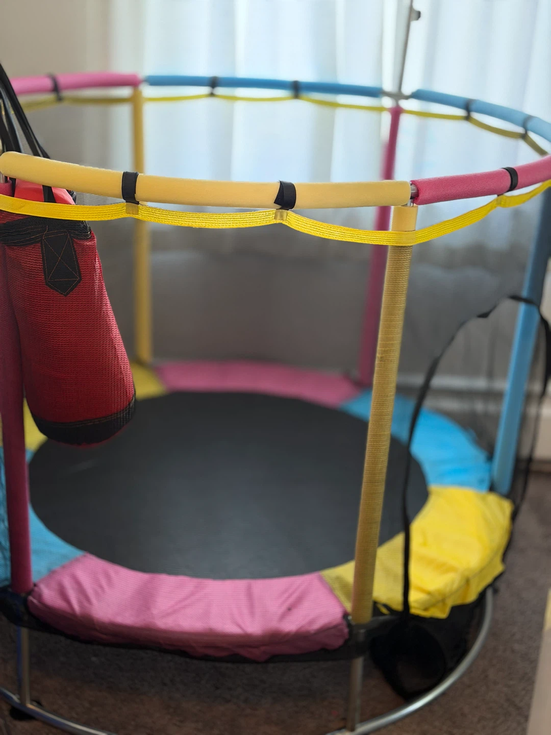 Kids Trampoline with Safety Net