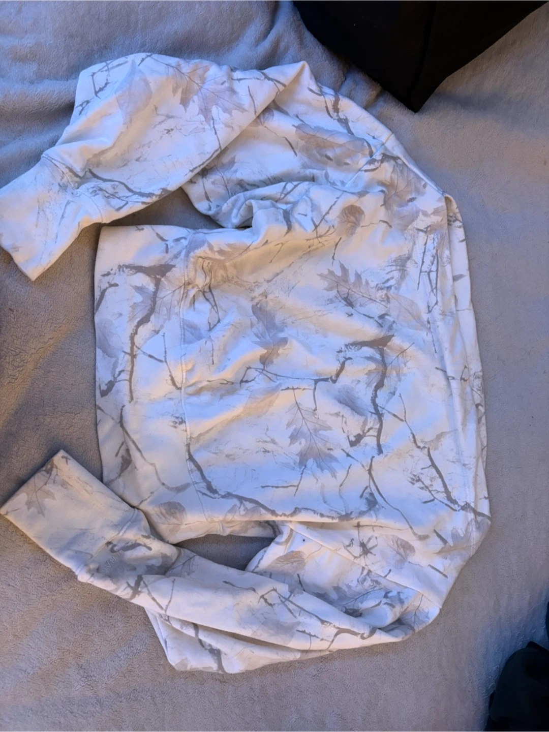 Garage off the shoulder camouflaged sweatshirt