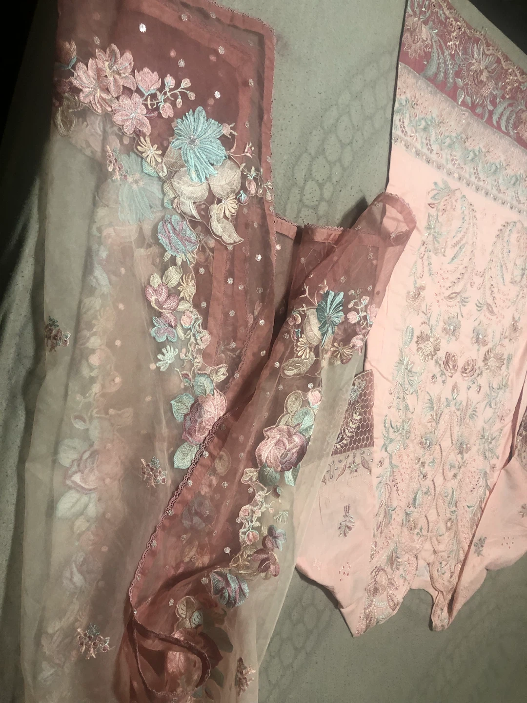 Pink Embroidered 3-Piece Outfit - photo 4