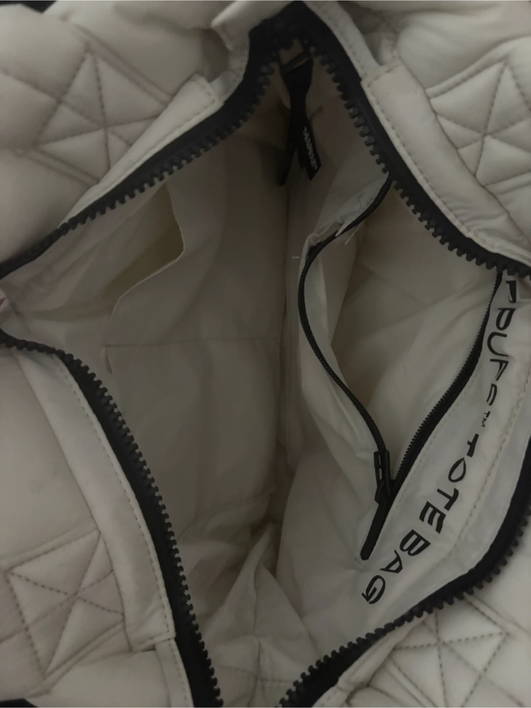 Aritzia white Super Puff Tote Bag - photo 4