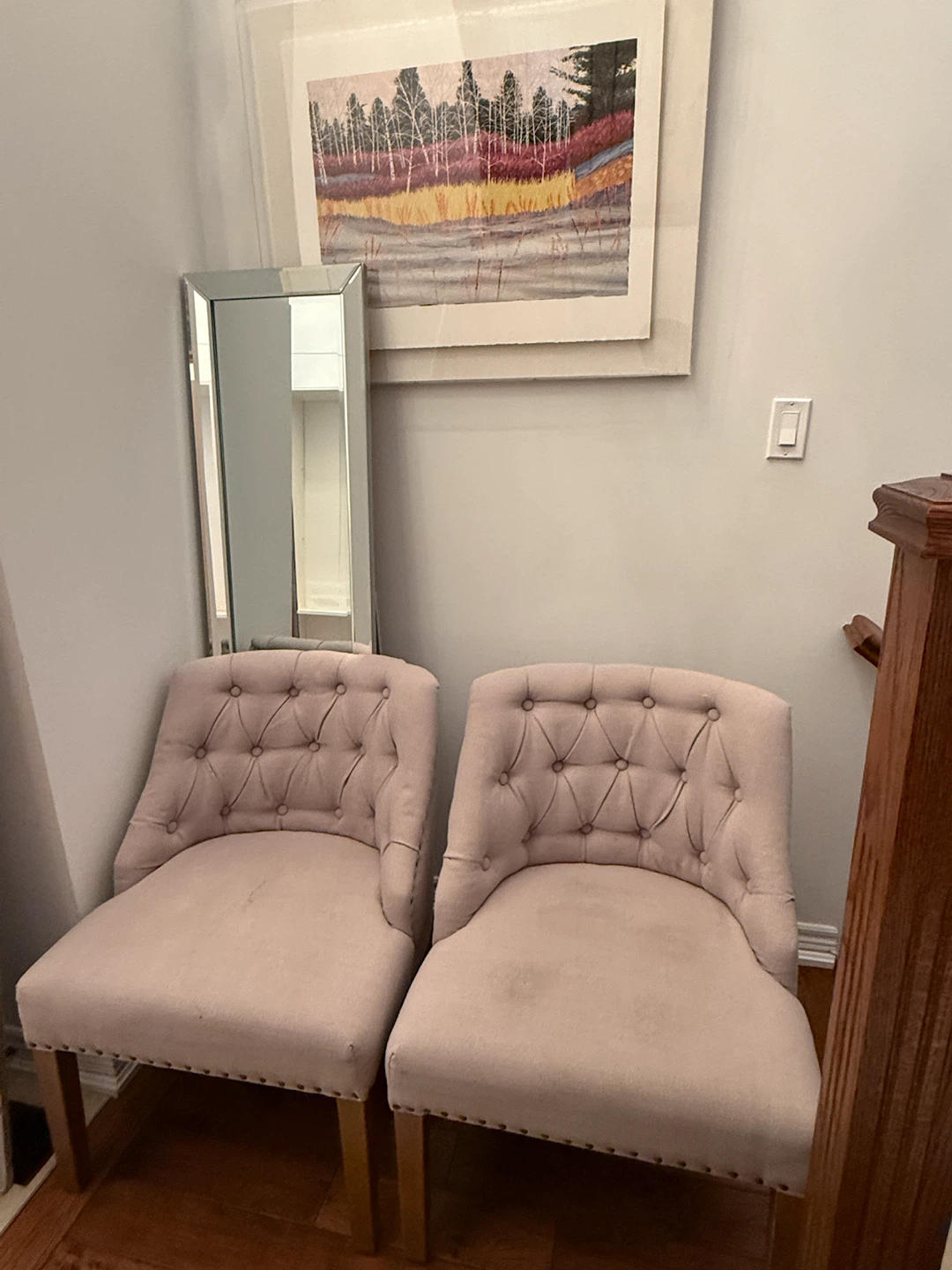 Tufted Accent Chair - photo 2