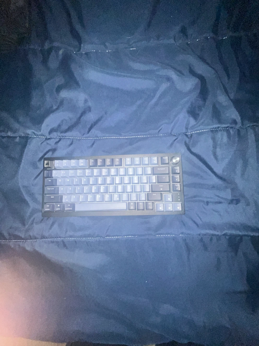 Corsair k65 plus wireless keyboard - photo 3