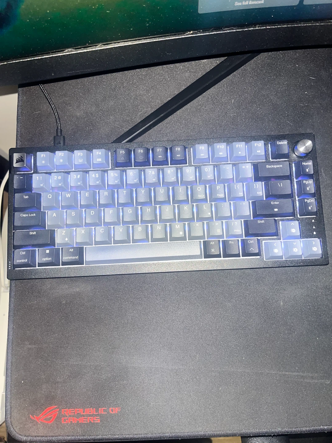 Corsair k65 plus wireless keyboard - photo 4