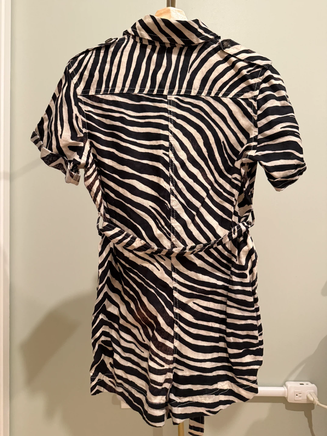 Banana Republic Zebra Print Petite XS Romper - photo 2
