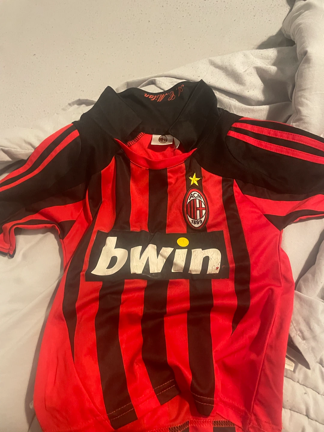 AC Milan Kaka 22 Soccer Jersey