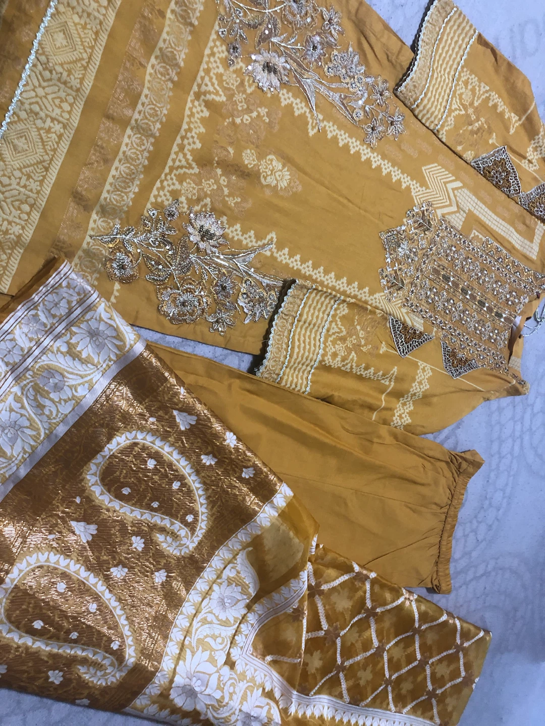 Yellow Embroidered Kurti with Pants and Dupatta - photo 5