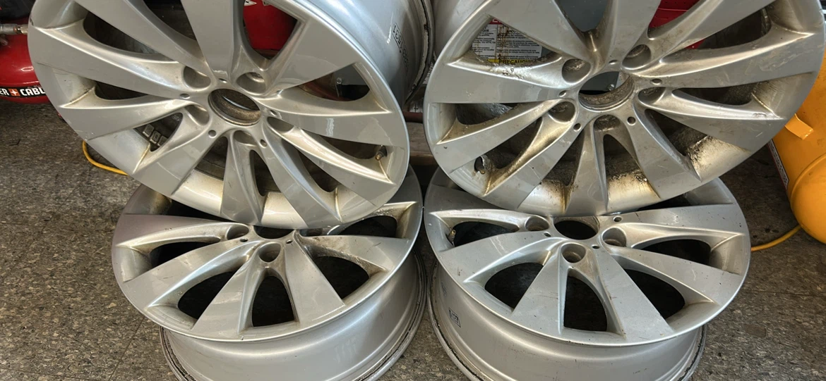 Set of 4 Silver F30 BMW OEM Alloy Wheels 17inch 5x120 17x7 - photo 2