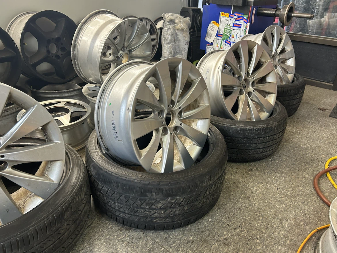 Set of 4 Silver F30 BMW OEM Alloy Wheels 17inch 5x120 17x7 - photo 4