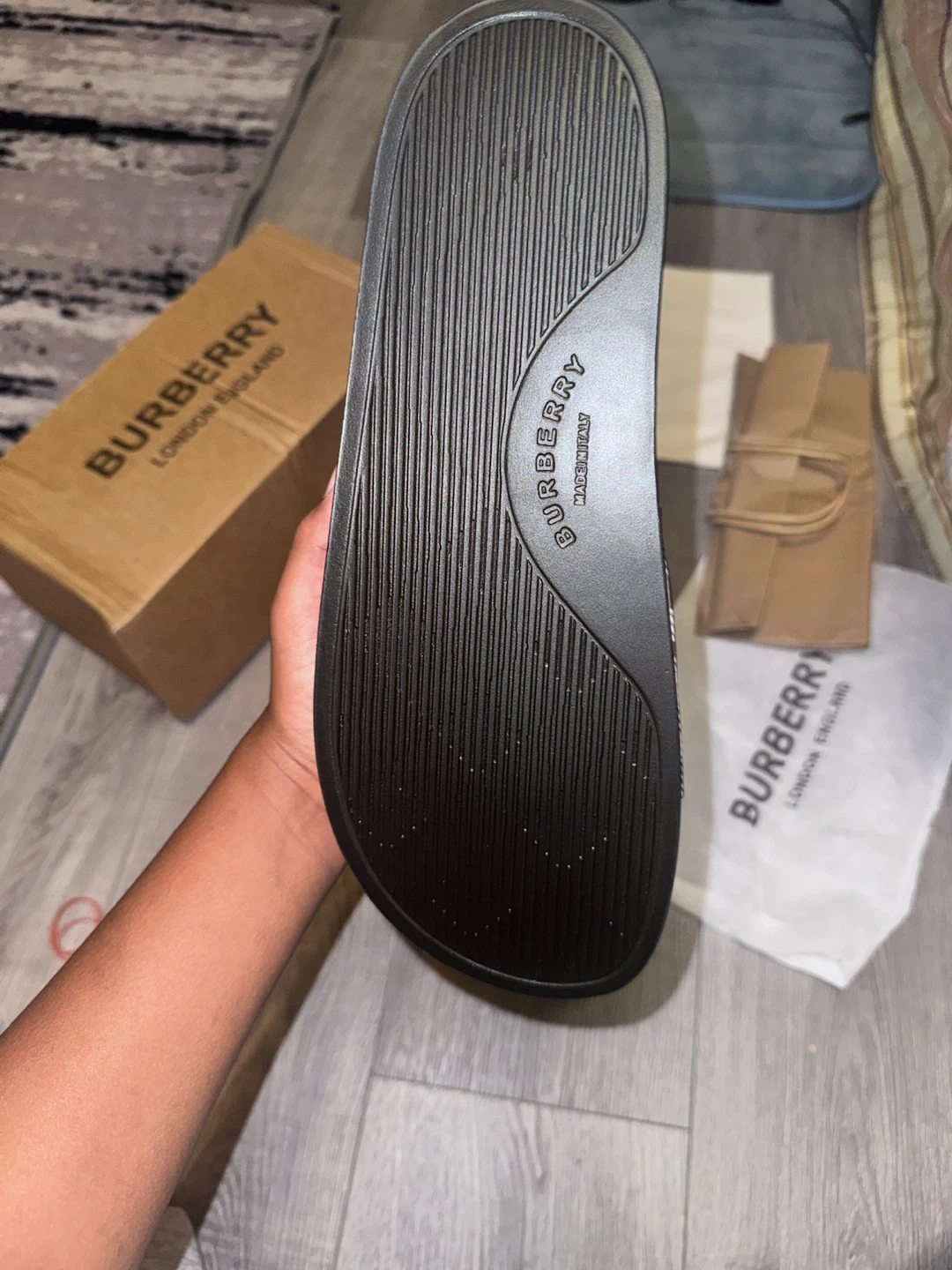 Burberry Nova Check Slides - photo 2
