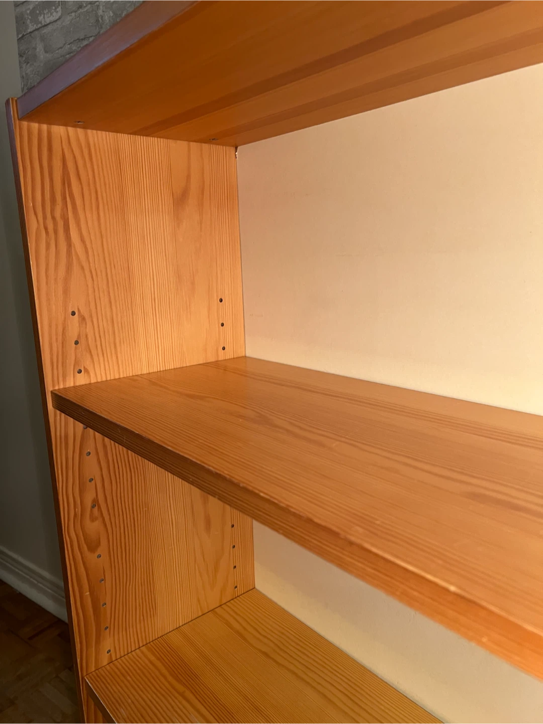 Wooden Bookcase - 3 Shelves - photo 3