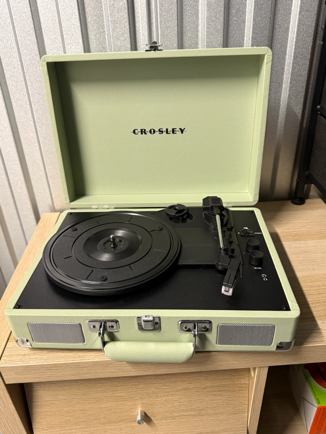 Crosley Portable Turntable Record Player - Light Green - photo 2