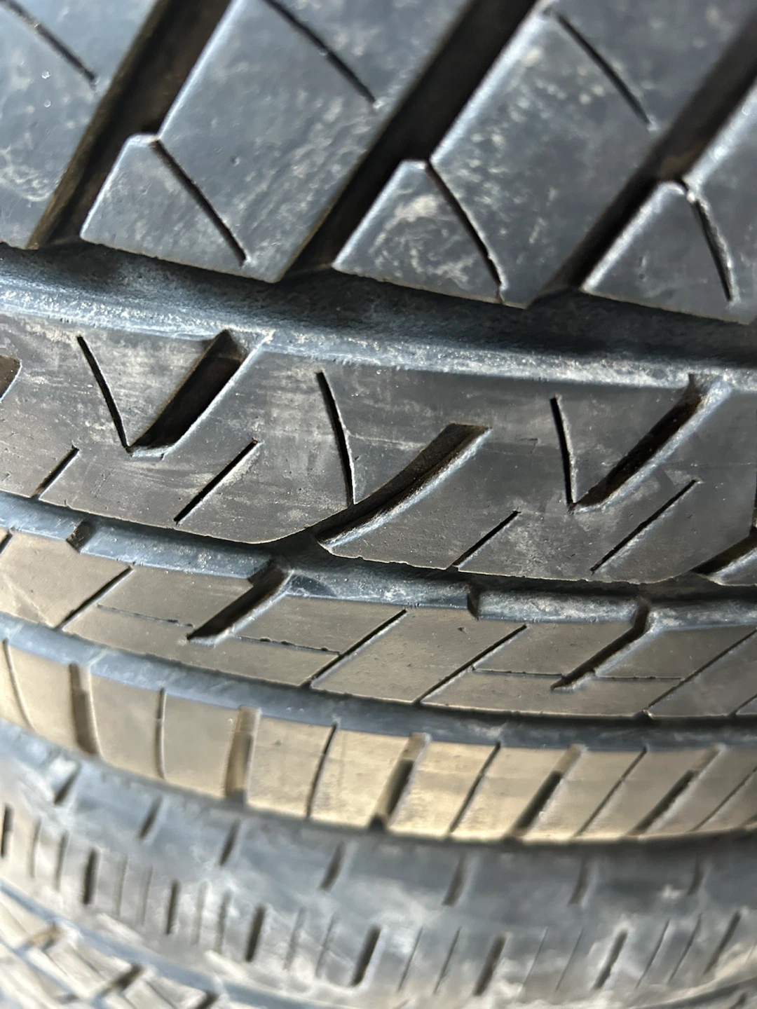 Used 255/35/18 - photo 5