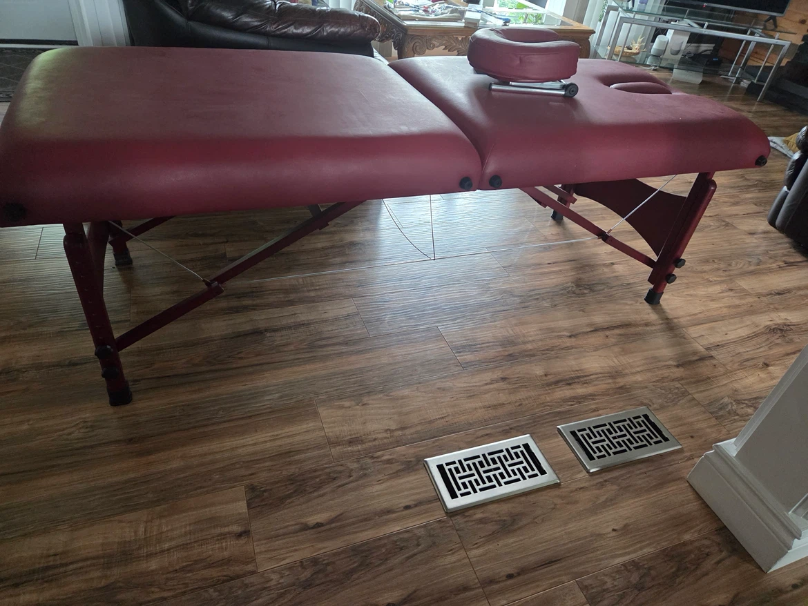 Master Portable Massage Table + Carry Bag & Accessories - photo 3