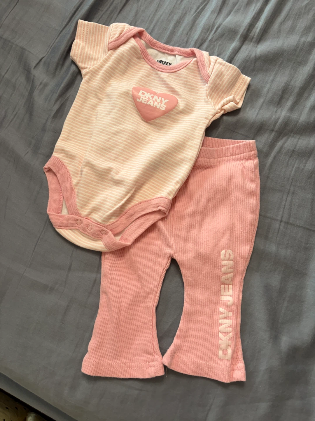 Baby Girl Outfits (3 to 6 months - various brands)