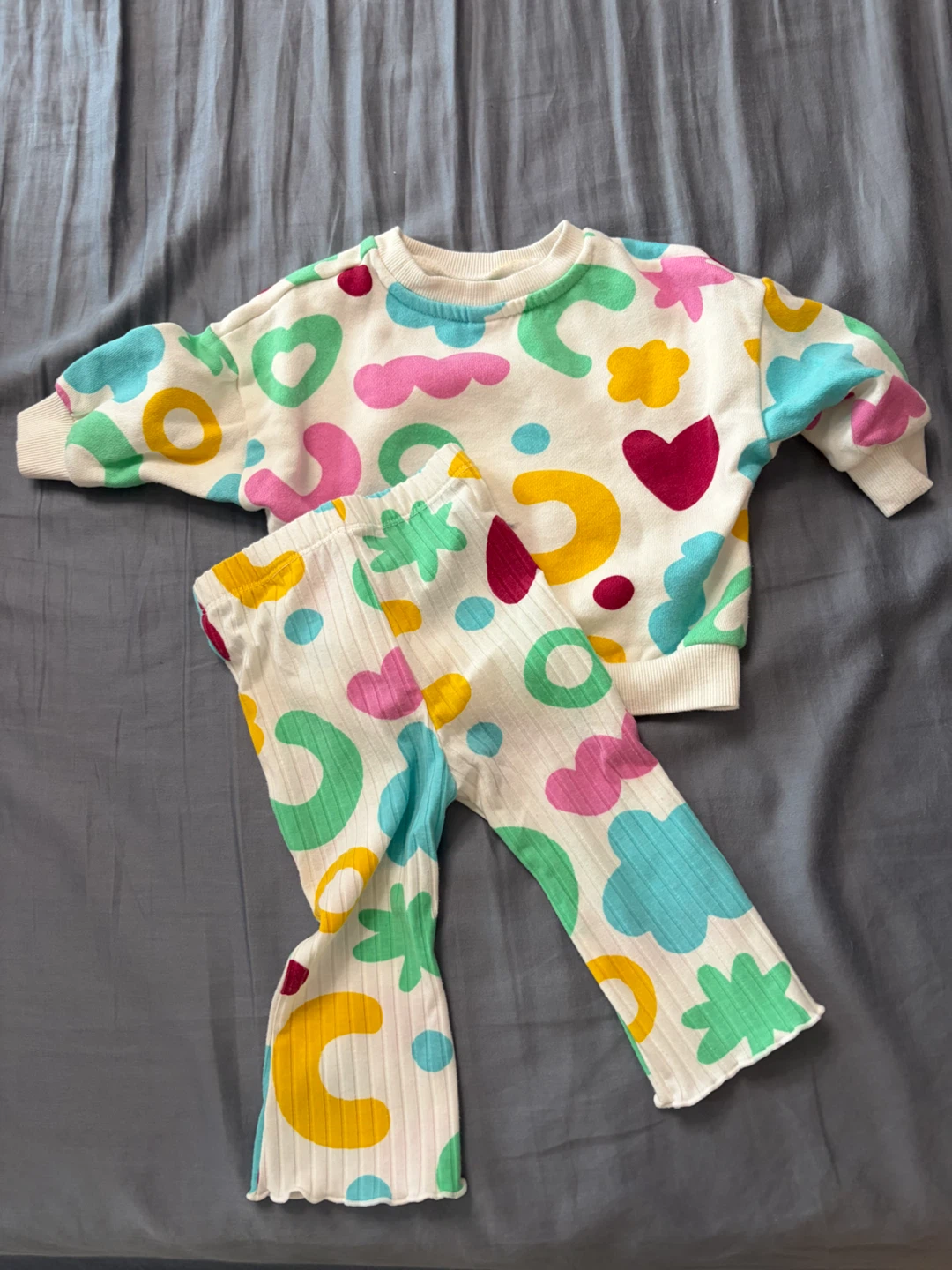 Baby Girl Outfits (3 to 6 months - various brands) - photo 2
