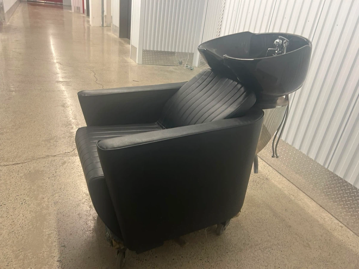 Black Salon Shampoo Chair - photo 5