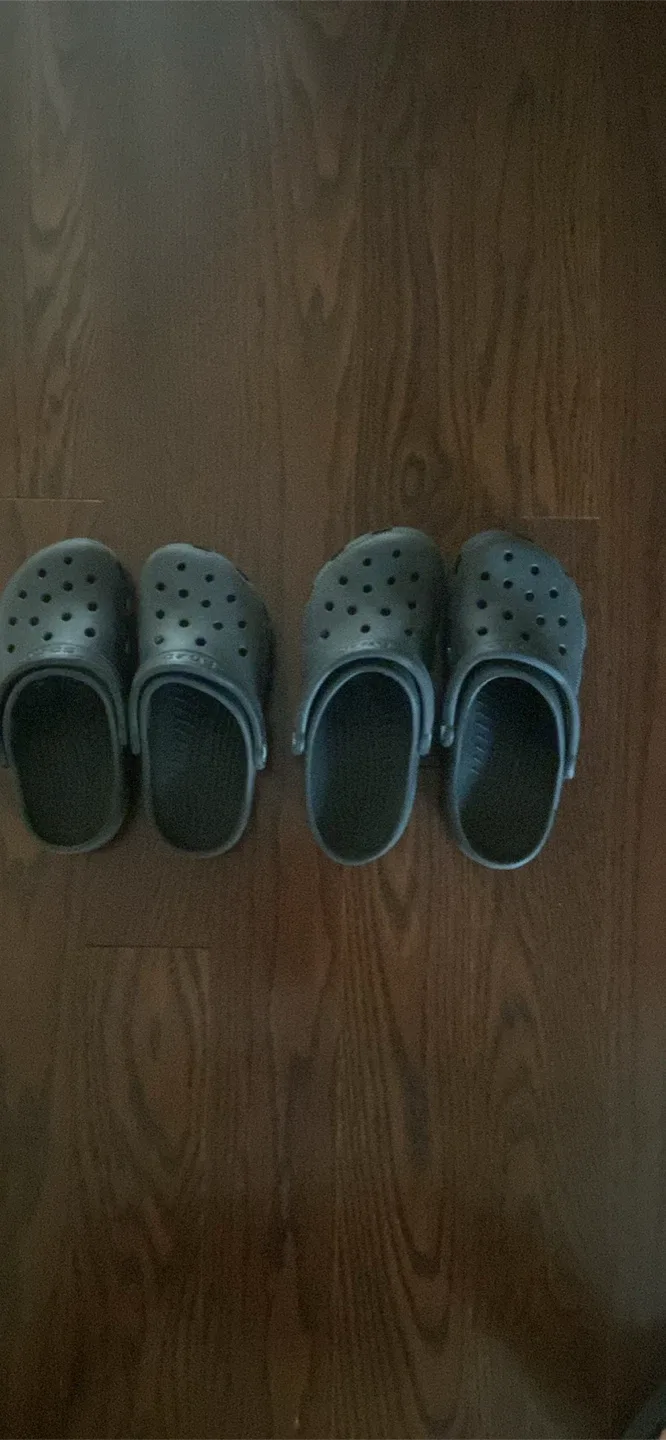 Crocs