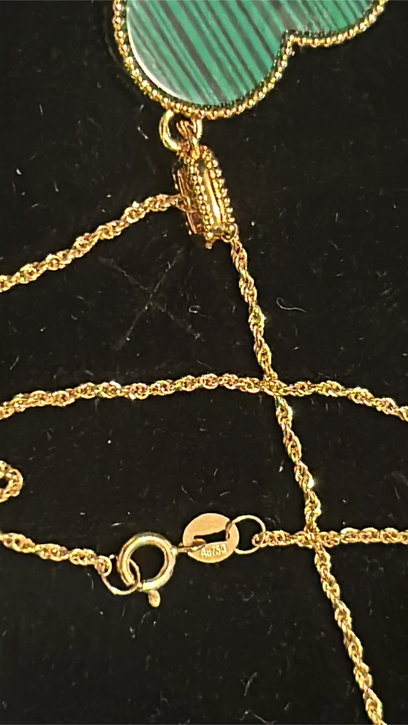 Gold 18k Clover Necklace Selling by Piece, Not by Grams - photo 5
