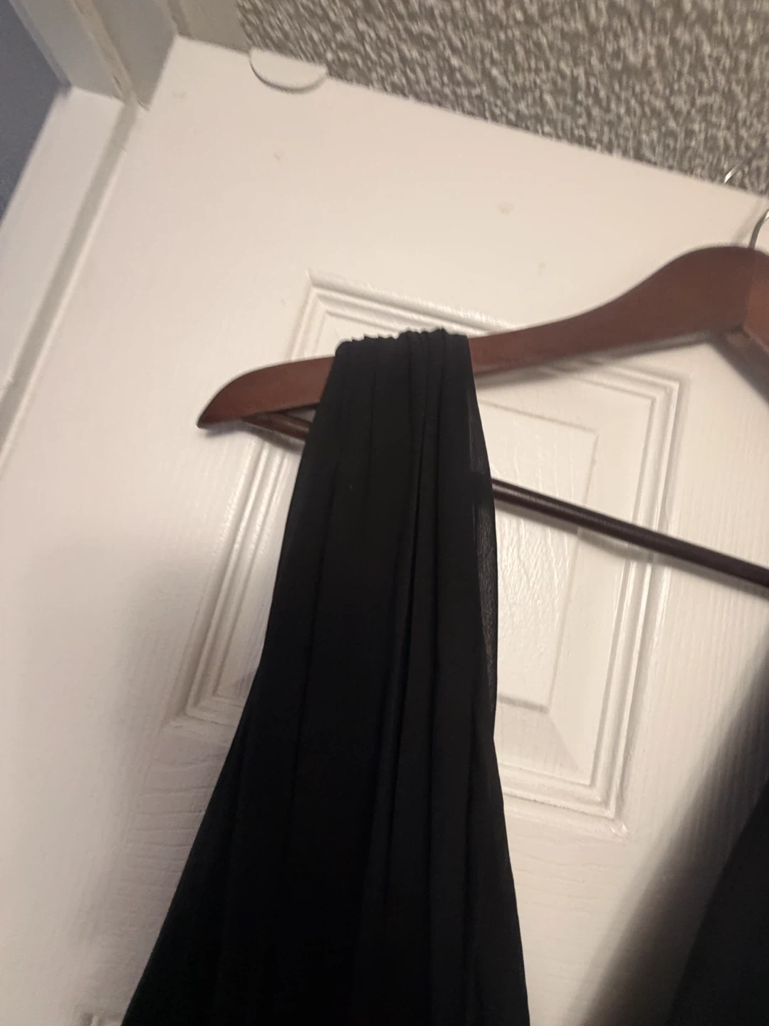 Lulu’s Black V-Neck Maxi Dress - photo 3