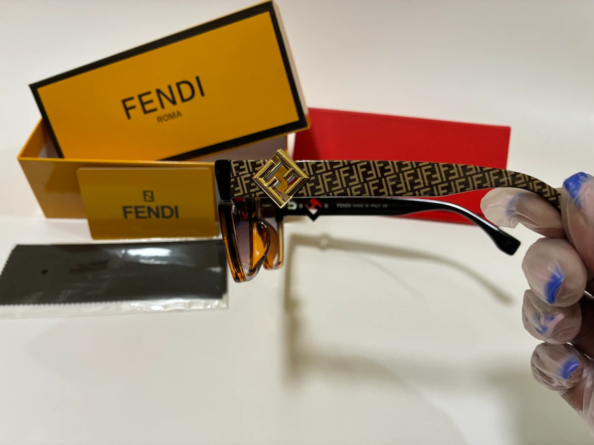 Fendi Cat Eye Sunglasses - photo 4