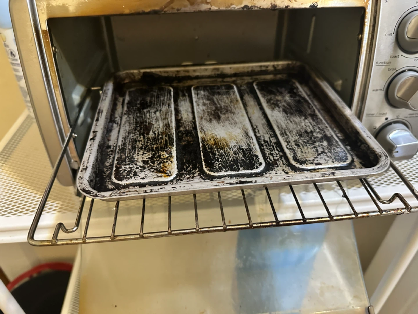 Black+Decker Toaster Oven - photo 2