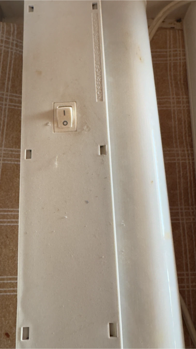 3 under cabinet lights - photo 2