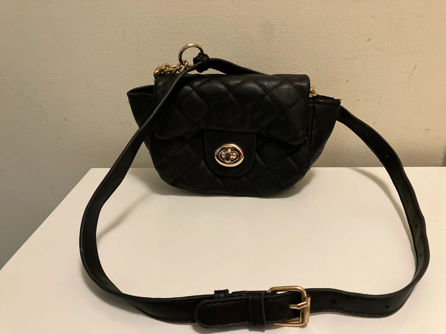 L.A. EXPRESS Quilted Crossbody Bag - Black - photo 2