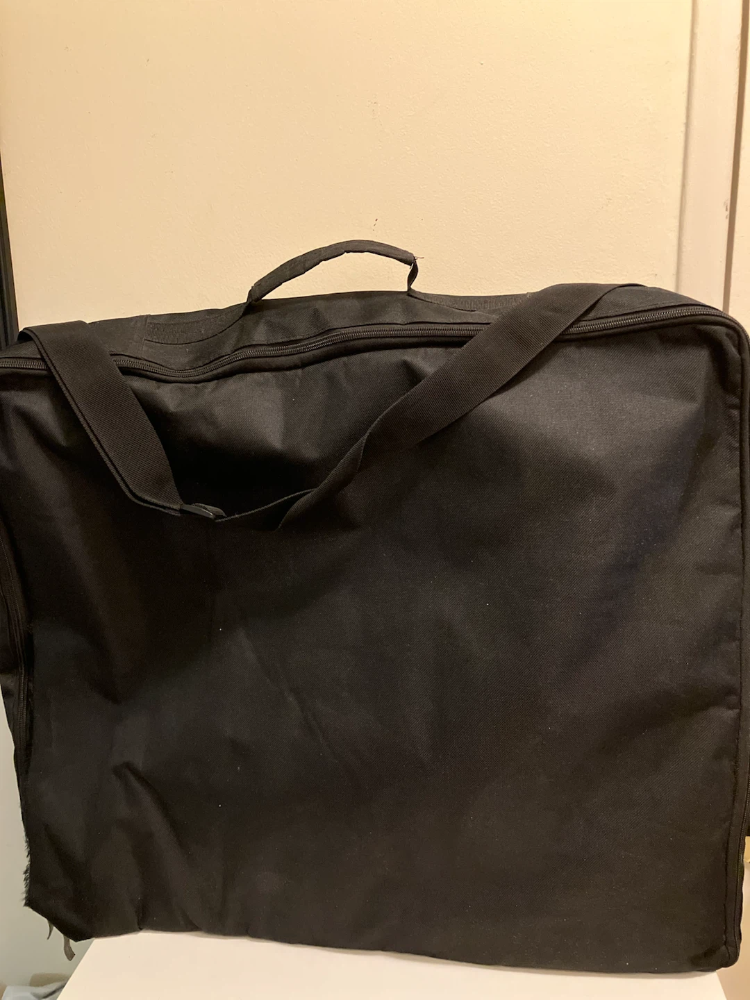 Black Zippered Padded Gig Bag - photo 2