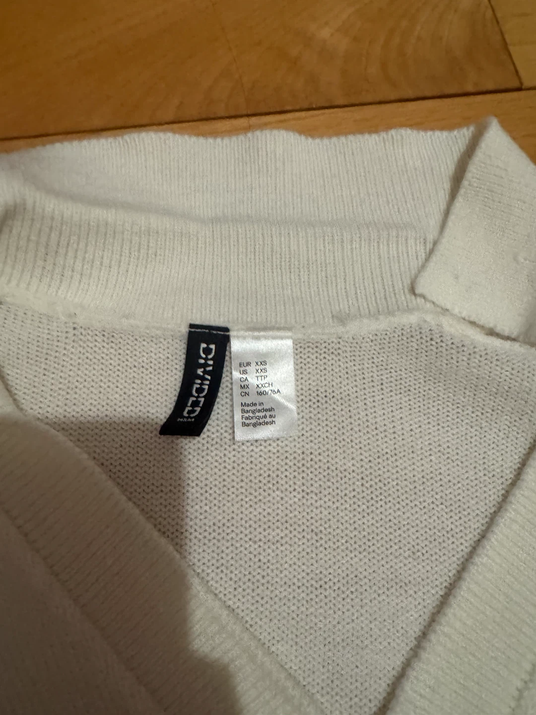 H&M Divided White Cropped Collared Sweater - photo 2