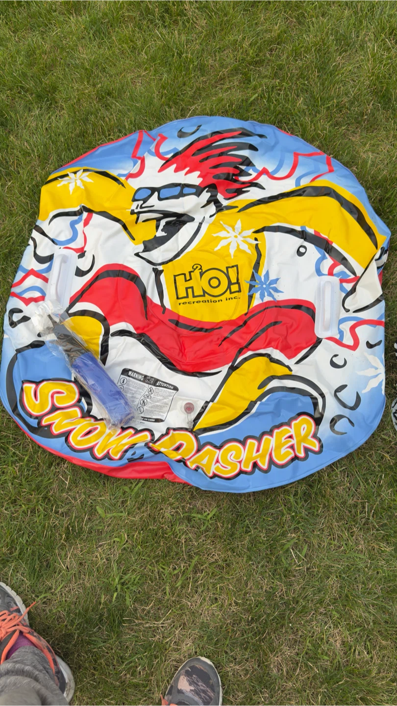HO! Recreation Inc. Snow Dasher Snow Tube with Pump